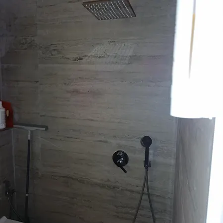 Peleus- 2 Appartement Tirana